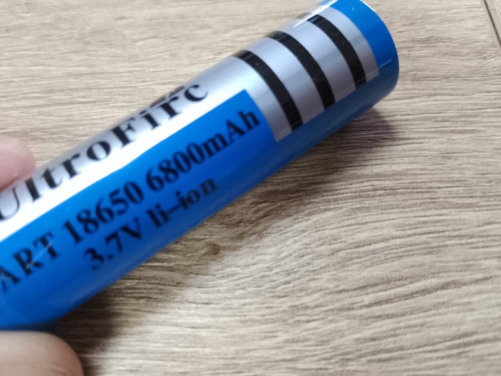 3.7v RAVNA PUNJIVA BATERIJA ZA AKU BUSILICU SPAJANJE 2