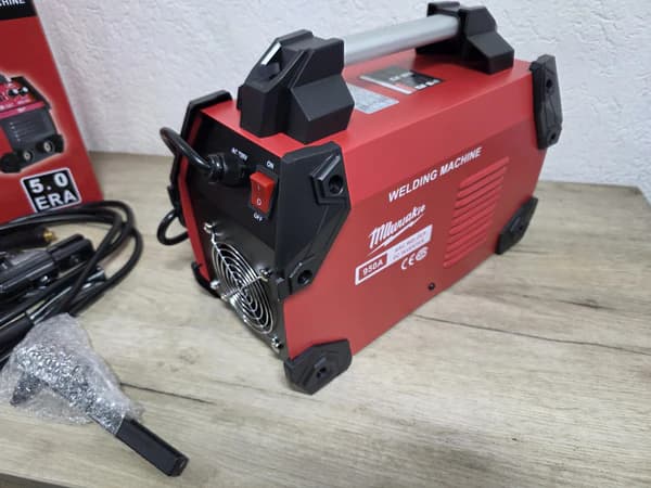 Milwaukee aparat za zavarivanje 950A 2