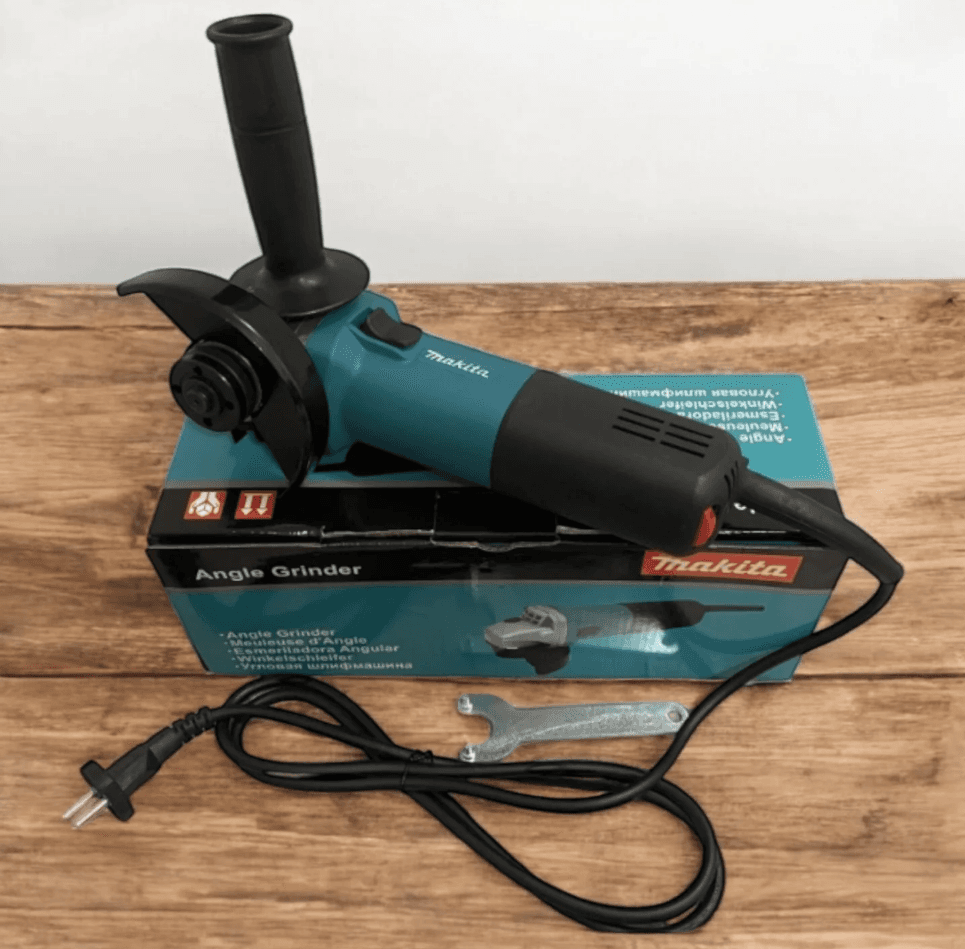 Makita Kutna Brusilica 1500W 2