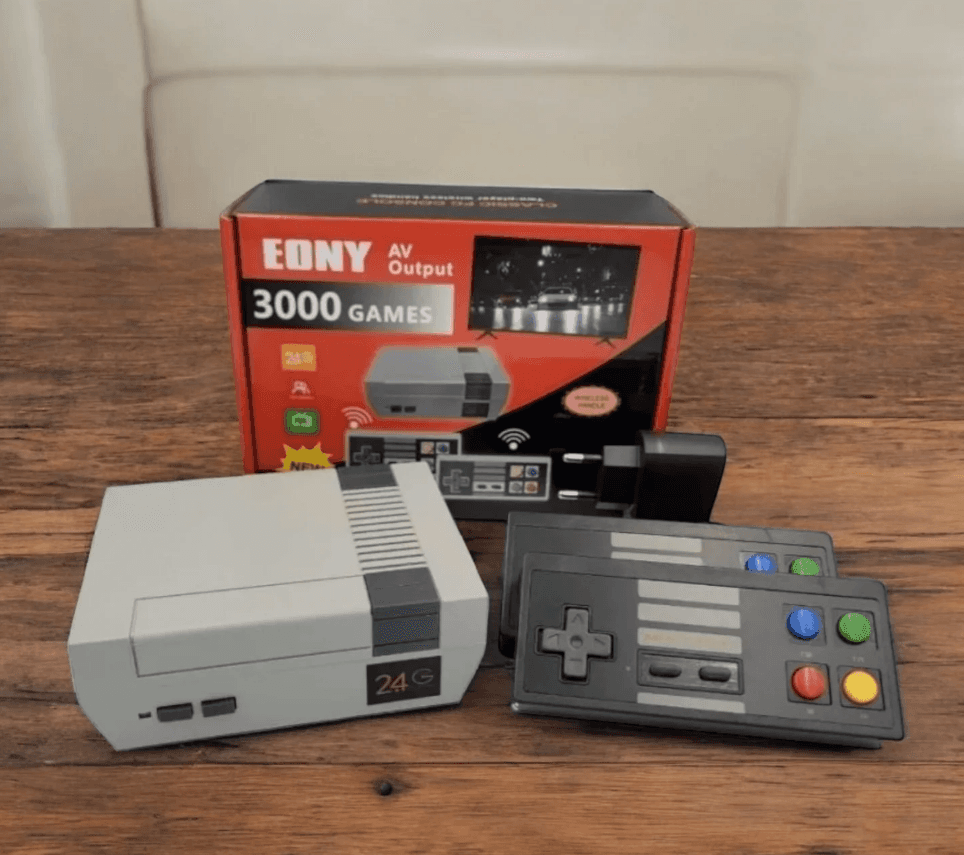 Retro igraća konzola s bežičnim kontrolerima "Eony FC 3000" 4