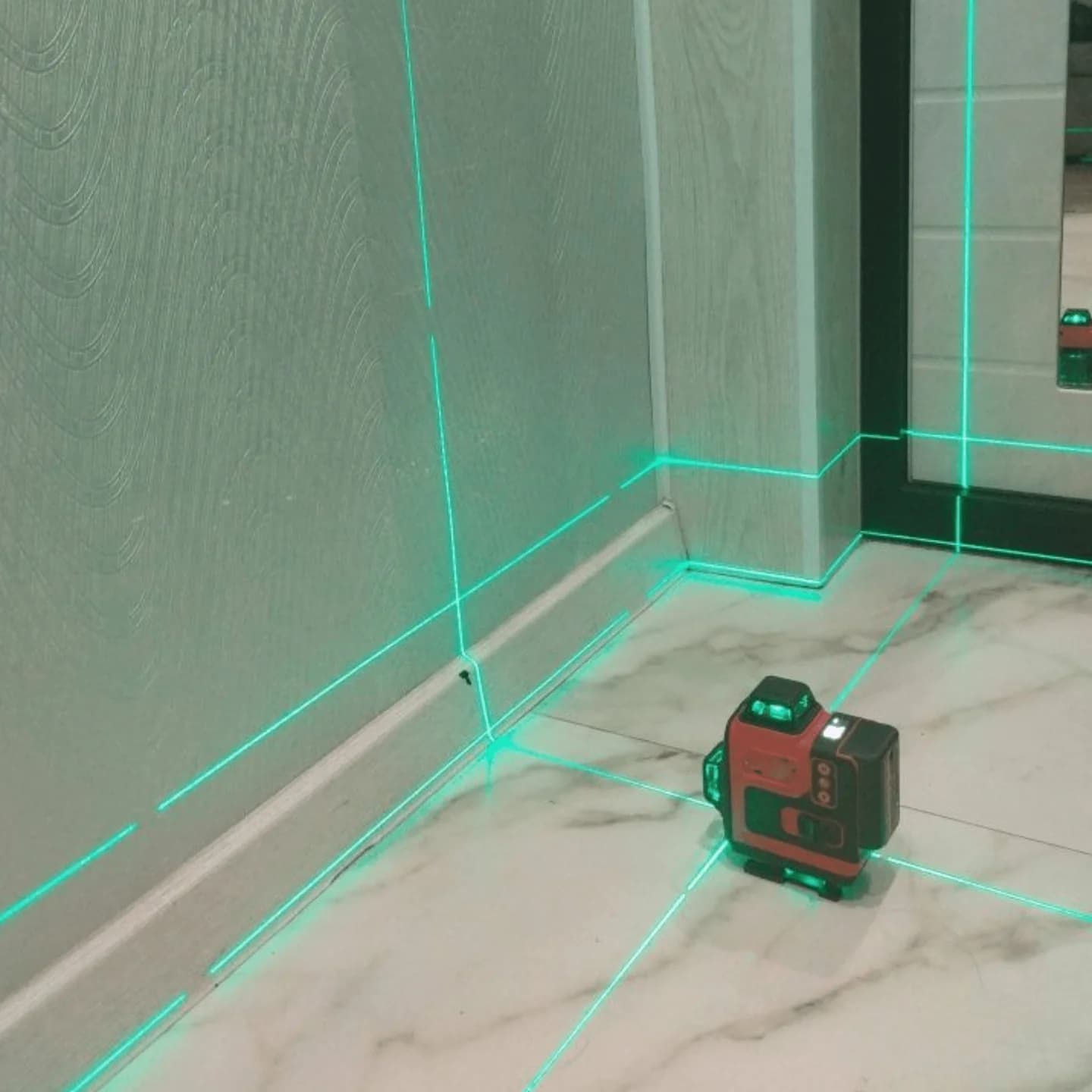 4D Laser za Nivelaciju 360°